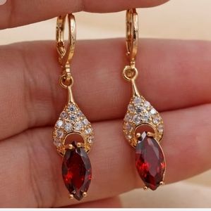 New 18kgf cz earrings